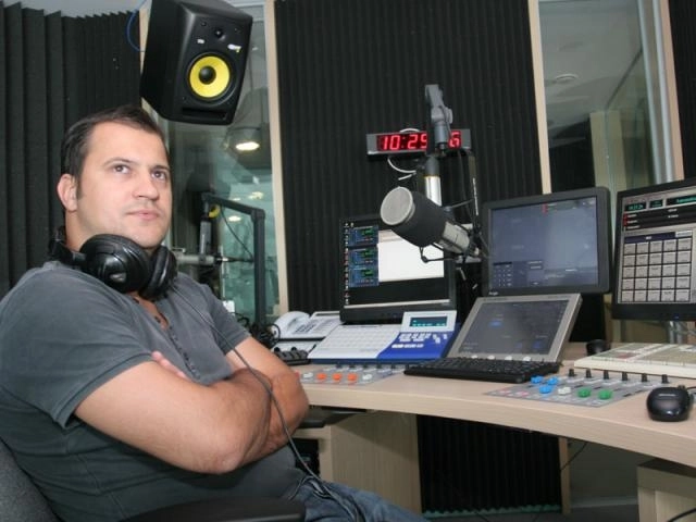 serban-huidu-a-parasit-kiss-fm
