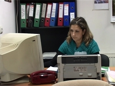 sprijin-pentru-functionarii-cu-salarii-taiate-