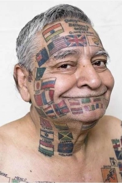 tatuat-cu-220-de-steaguri-galerie-foto