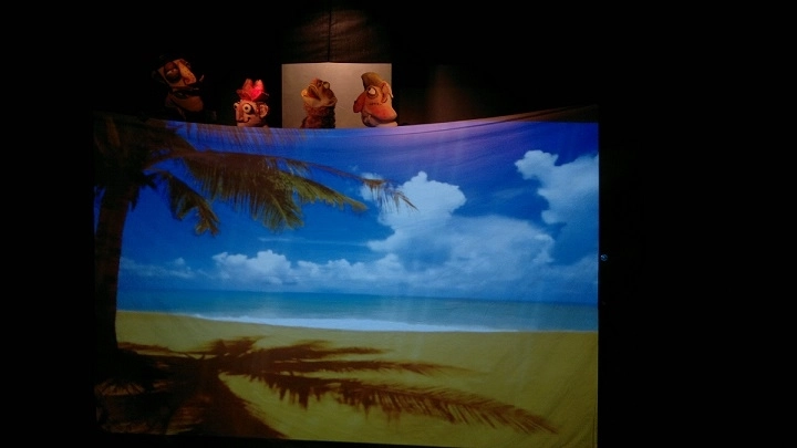 teatru-la-sala-de-spectacole-de-la-clubul-tractorul