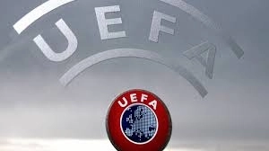 uefa-sa-pus-pe-dat-amenzi