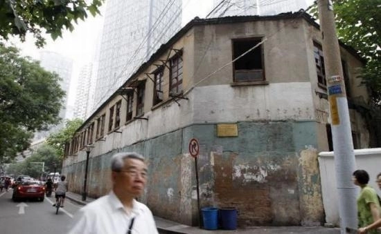 un-mare-bordel-monument-istoric