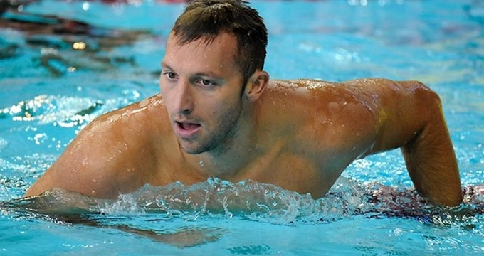 un-mare-sportiv-face-o-marturisire-socanta-sunt-gay