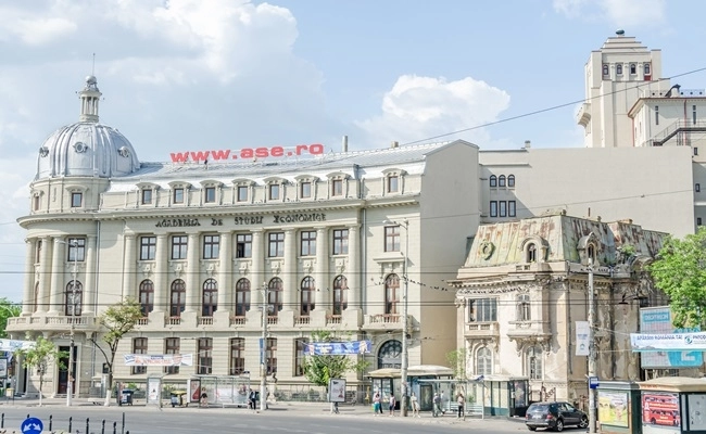 un-prodecan-de-la-ase-saltat-de-dna-vezi-ce-mita-lua-de-la-studenti