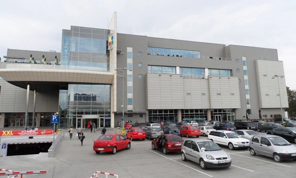 unirea-shopping-center-vrea-sa-cheltuiasca-70-de-milioane-de-euro-in-brasov-si-bucuresti