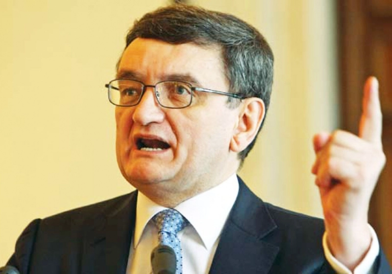 victor-ciorbea-a-demisionat-de-la-senat