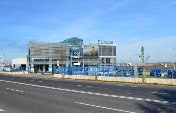 -13-firme-brasovene-ofera-141-de-locuri-de-practica-pentru-liceeni