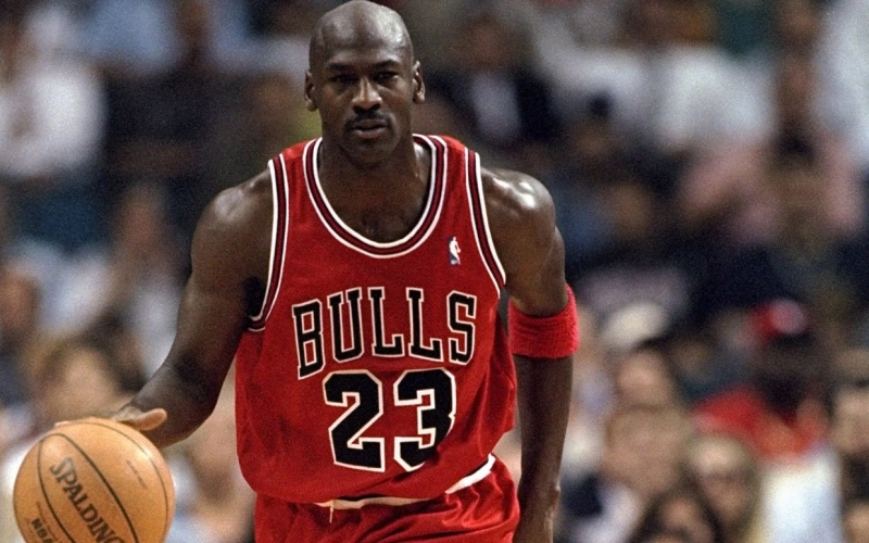160000-de-euro-la-o-licitatie-pentru-un-tricou-al-lui-michael-jordan