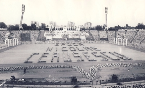 amintiri-din-iepoca-de-aur