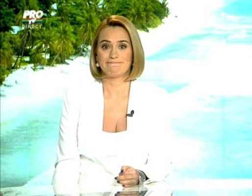 andreea-esca-gafa-in-direct-in-acesta-seara