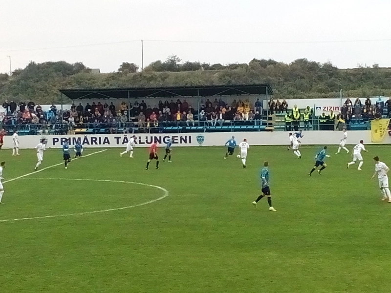 atentie-tarlungeni-vine-liderul