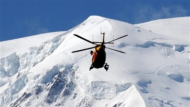 avalansa-in-alpii-francezi-cinci-morti-si-doi-disparuti