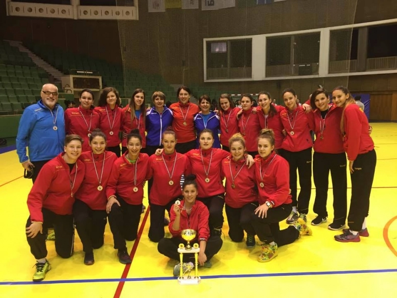 brasovul-are-5-campioane-balcanice-la-handbal-