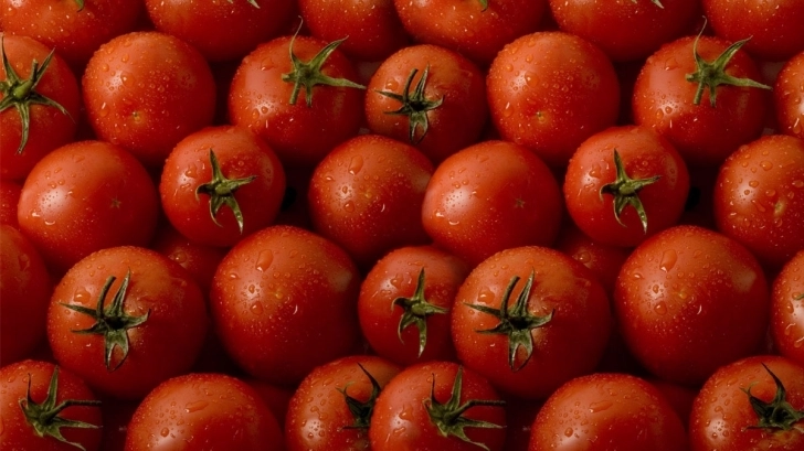 ce-se-intampla-daca-mananci-rosii-in-fiecare-zi