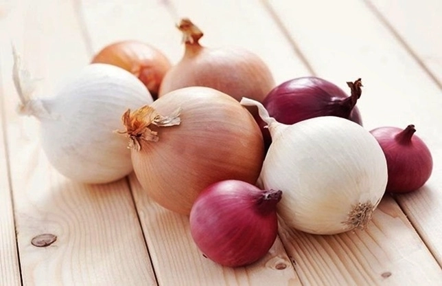 ceapa-banala-leguma-cu-puternic-efect-anticancer-