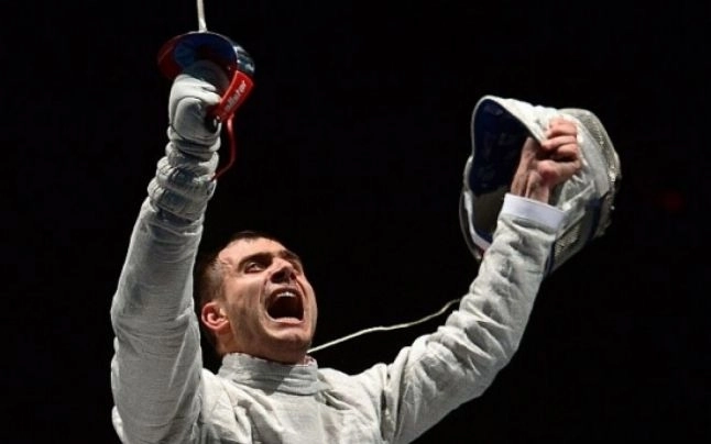 cei-mai-buni-sabreri-se-intalnesc-la-brasov