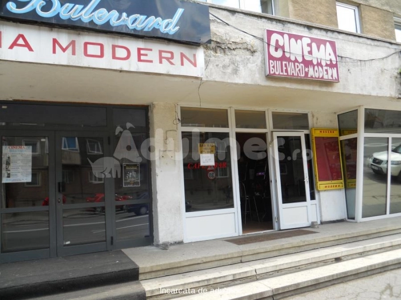 cinema-modern-din-brasov-ar-putea-deveni-centru-cultural