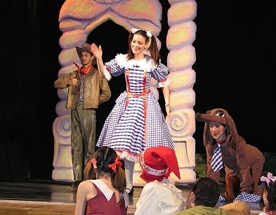 copiii-sunt-invitati-la-spectacolul-micuta-dorothy