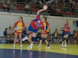 debut-cu-dreptul-pentru-corona