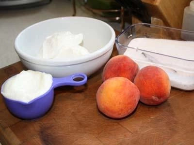 dieta-de-toamna-cu-piersici-si-iaurt