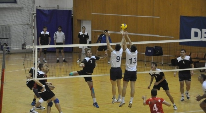 final-de-an-pentru-volei-clasari-modeste-pentru-echipele-brasovene
