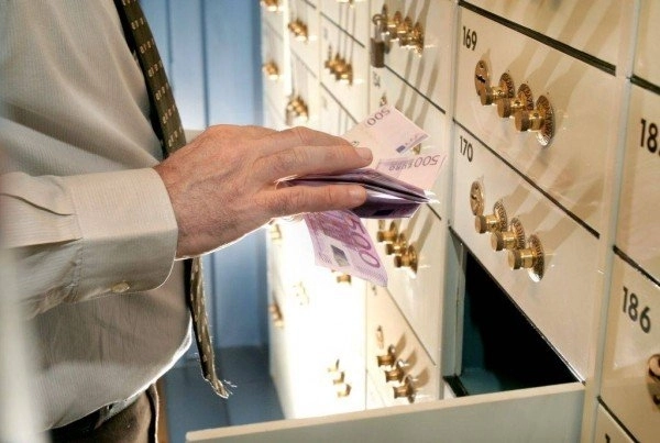 hotii-cutiilor-bancare-de-valori-au-fost-prinsi