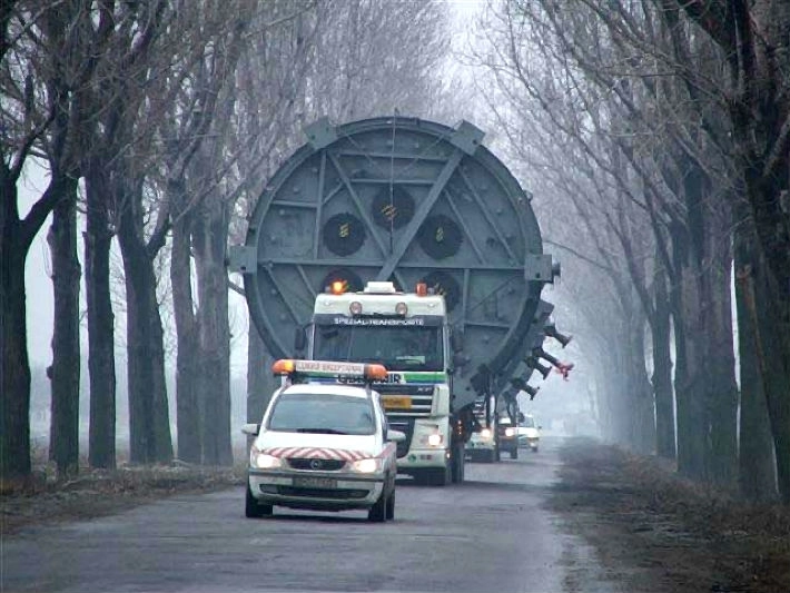 infotrafic-transport-agabaritic-in-noaptea-de-marti-spre-miercuri-pe-dn1