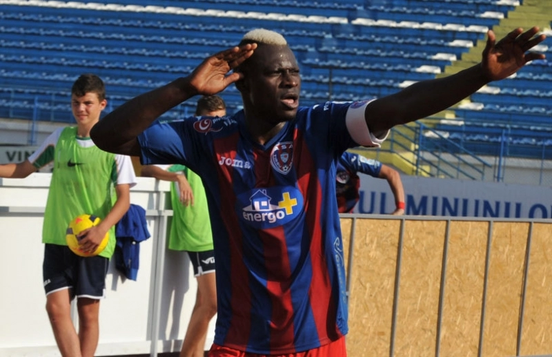 ndoye-a-semnat-cu-asa-targu-mures