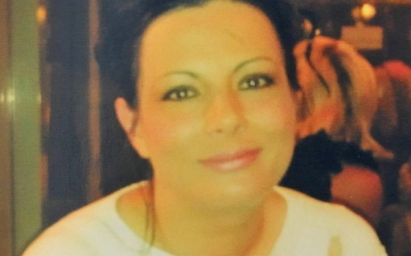 o-femeie-a-murit-dupa-ce-sia-vopsit-parul-produsul-se-vinde-si-in-romania