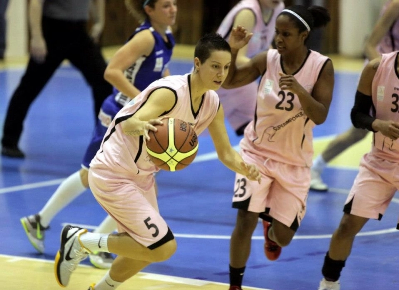 pesovic-a-semnat-cu-olimpia