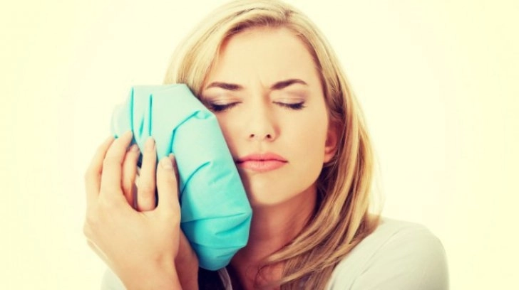 scapa-de-durerea-de-dinti-in-7-minute-este-cea-mai-eficienta-metoda