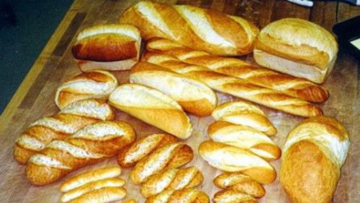 semnele-clare-ca-nu-trebuie-sa-mai-consumi-paine-alba-si-produse-de-patiserie