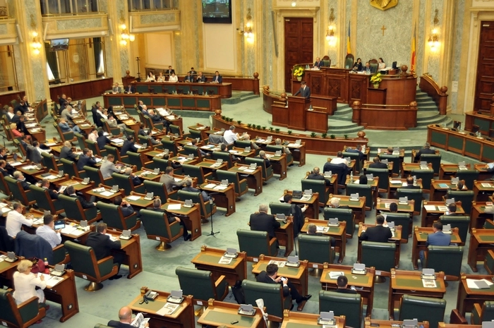 senatorii-vizite-externe-de-600000-de-lei