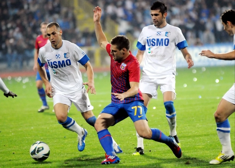 steaua-se-instaleaza-pe-primul-loc-in-liga-i