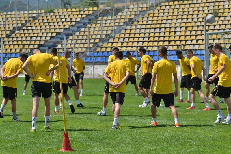 stegarii-sunt-in-seria-a-iia