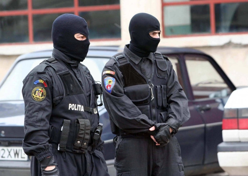 ultima-ora-zeci-de-perchezitii-in-brasov-articole-pirotehnice-aduse-de-firme-de-curierat