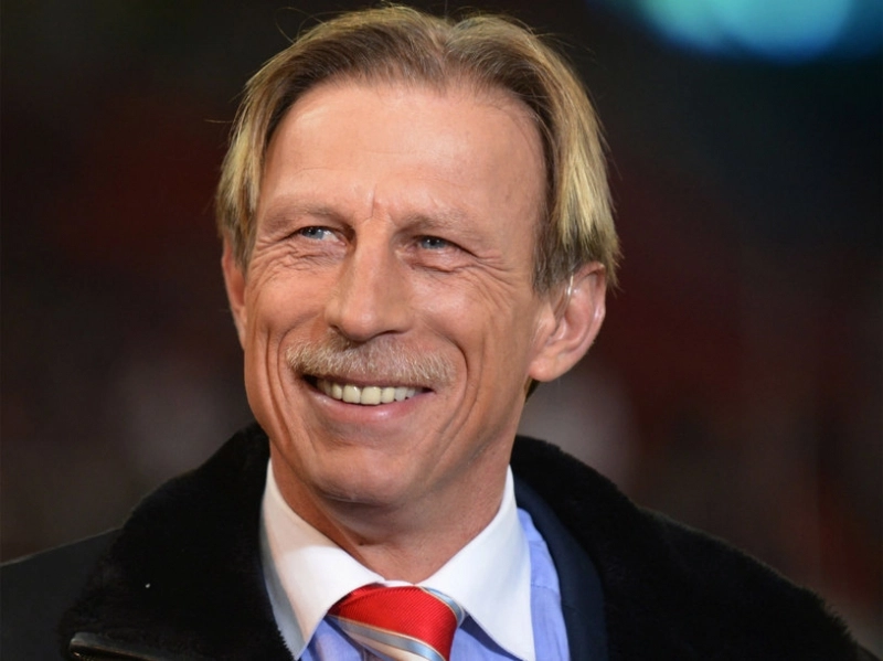 amical-de-lux-pentru-nationala-de-fotbal-a-romaniei