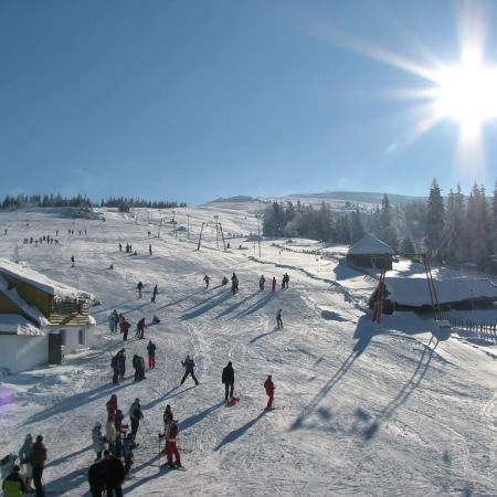 au-inceput-sa-se-foloseasca-tunurile-de-zapada-se-va-schia-in-weekend