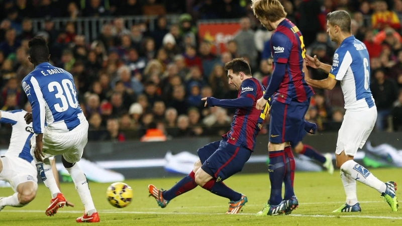 barca-sa-razbunat-pe-galca