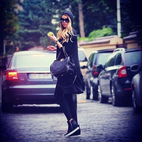 bianca-dragusanu-a-intrat-in-sala-de-operatii-