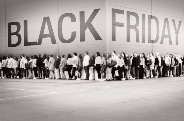 black-friday-se-apropie-cu-pasi-repezi-in-ce-noapte-vom-putea-cumpara-la-reducere-tot-ce-ne-trece-prin-cap
