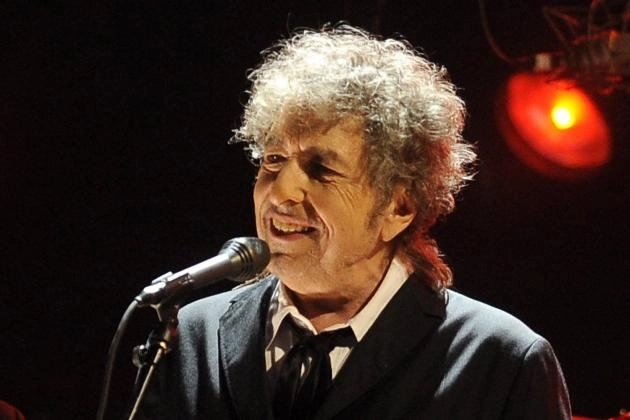 bob-dylan-ar-putea-pierde-900000-de-dolari-pentru-nobel