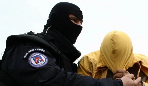 brasovean-arestat-pentru-proxenetism-si-trafic-de-minori