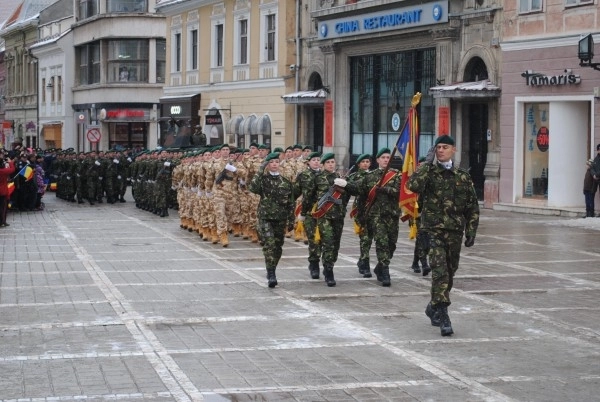 brasovenii-sunt-asteptati-la-parada-militara-de-ziua-unirii-