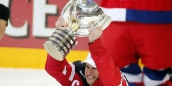 canada-a-castigat-cupa-mondiala-la-hochei-pe-gheata-