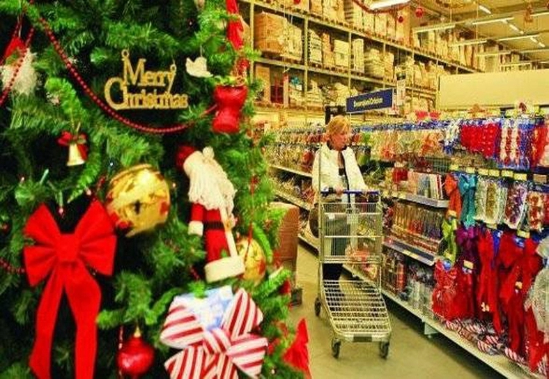 cum-vor-lucra-marile-magazine-din-brasov-de-sarbatoarea-craciunului