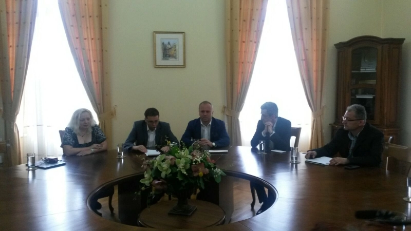 de-la-teorie-la-practica-studentii-brasoveni-invata-meserie-direct-de-la-sursa