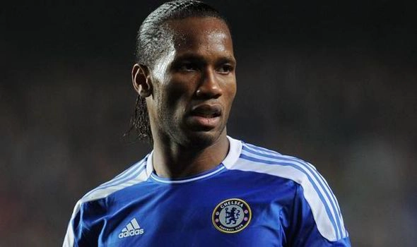 didier-drogba-se-retrage-din-activitate-legenda-se-intoarce-pe-stamford-bridge-pentru-o-noua-aventura