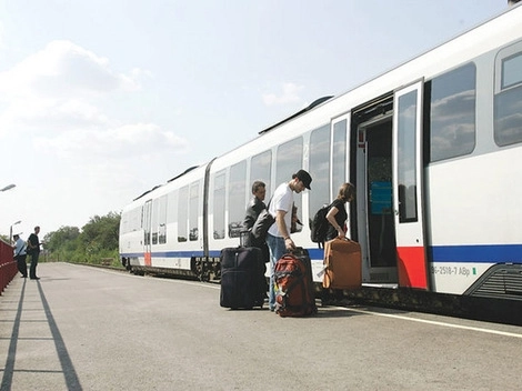 din-2018-se-va-putea-ajunge-cu-trenul-de-la-gara-de-nord-la-aeroportul-otopeni-in-mai-putin-de-20-de-minute