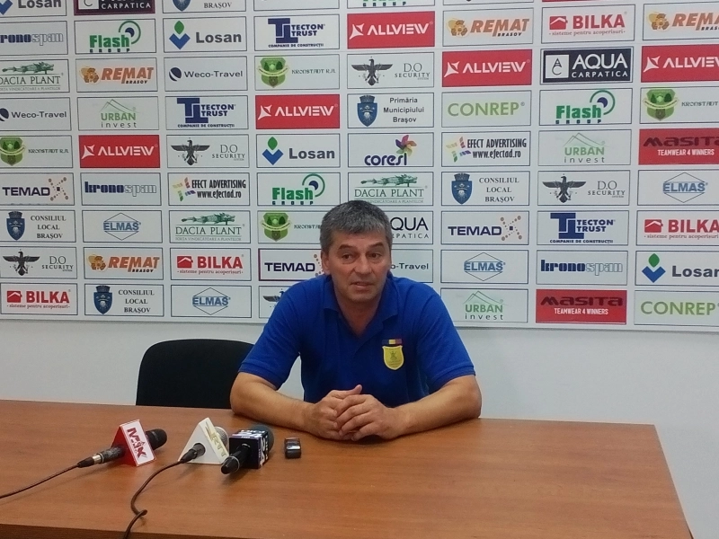 dumitru-berbece-prefateaza-duelul-3-cu-roman-una-dintre-cele-patru-partide-care-ne-tin-in-viata-pentru-locul-trei